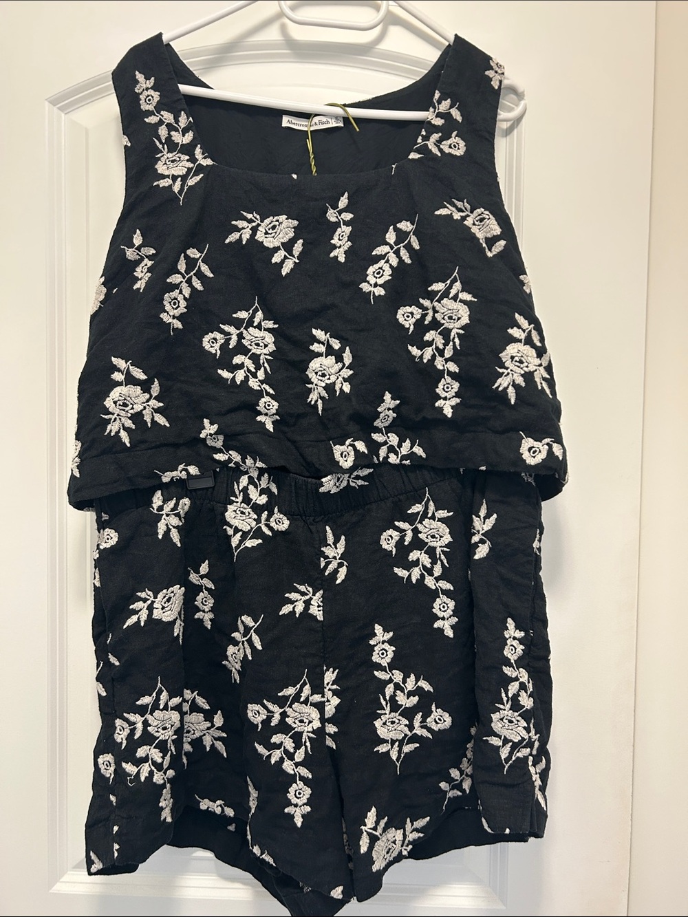 Abercrombie & Fitch Two-piece Matching Set with White Floral Embroidery